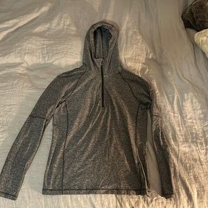 Lulu Lemon Men’s Hooded Quarterzip. Size Large. Athletic Fit.
